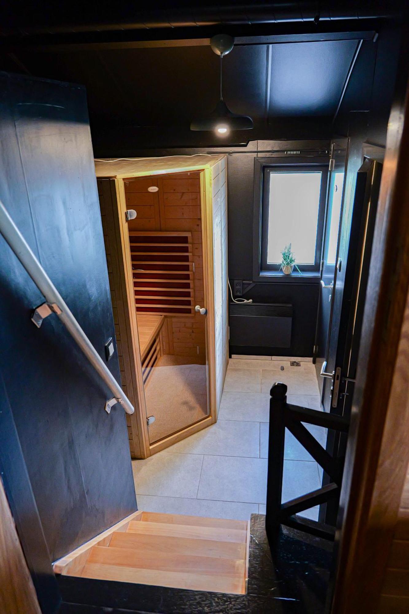 Le Colibri Spa Jacuzzi Durbuy Exteriér fotografie